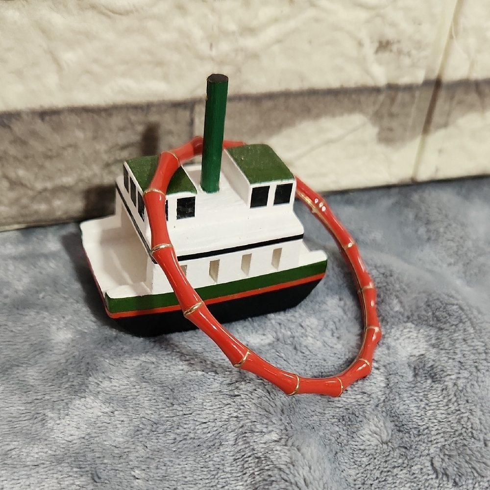 Red Bamboo Style Bangle Bracelet